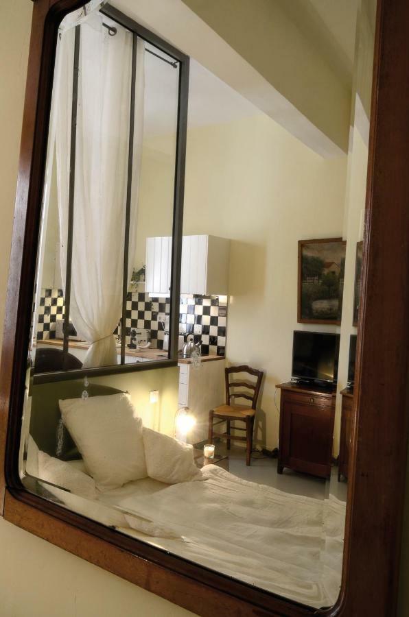 La Tour Bouigas Apartment L'Isle-sur-la-Sorgue Luaran gambar